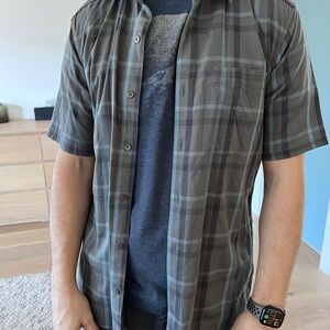 Icebreaker men’s smart shirt small